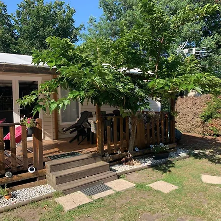 Campingplatz Le Mobilhome De Evelyne Et Serge Lit-et-Mixe